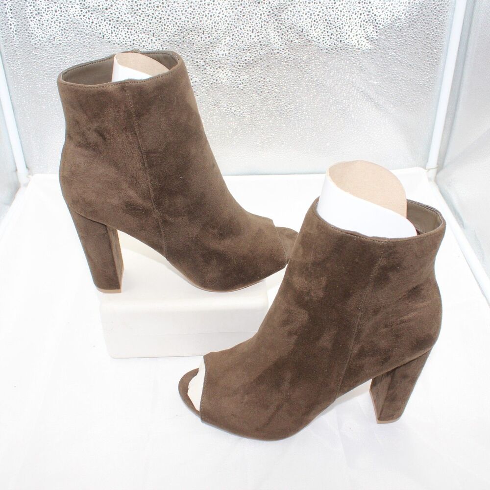 WILD DIVA Women's Size 8.5 Peep Toe Chunky Block Heel Ankle Booties Taupe Brown